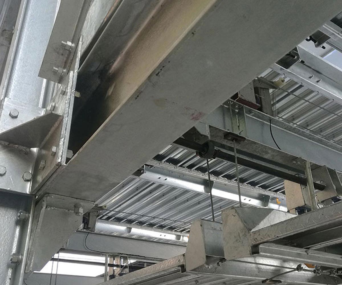 禄劝地下室简易升降草莓APP在线观看设备拆除
