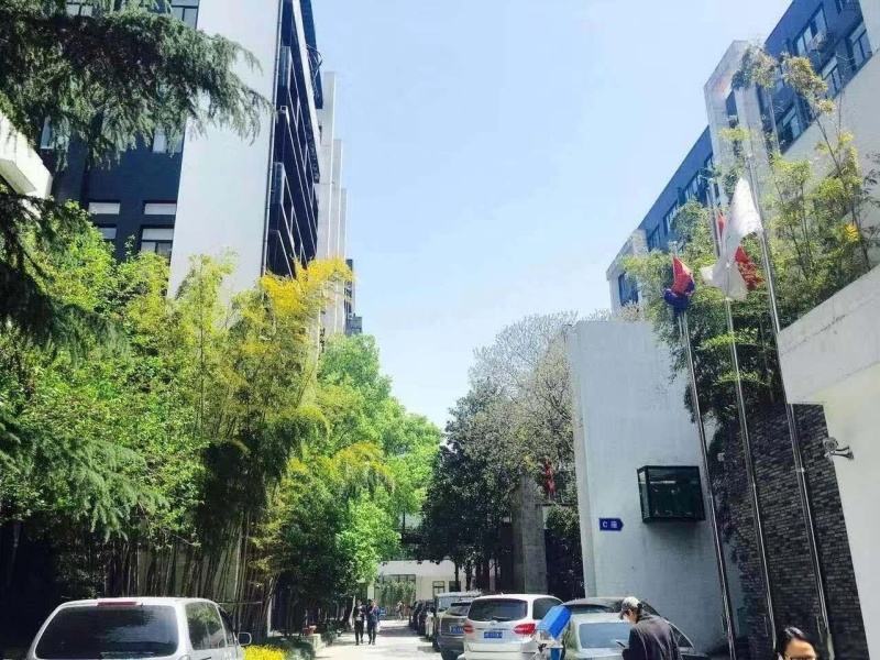 1646015518813810.jpg 徐汇德必易园.jpg